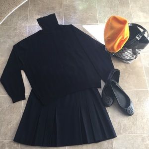 Liz Claiborne, Navy Blue Turtleneck Sweater!